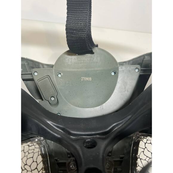 Jurassic Park VELOCIRAPTOR BLUE Dinosaur Mask with Sound - ROARS! - Picture 6 of 6